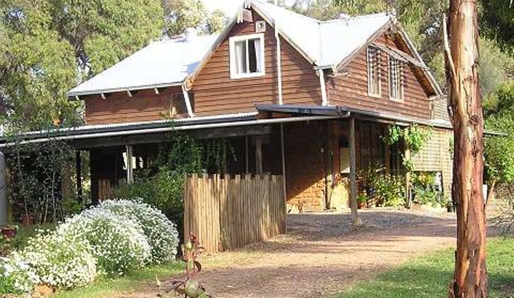 Moonbeam Cottages & Rainbow Cafe Moonambel 外观 照片