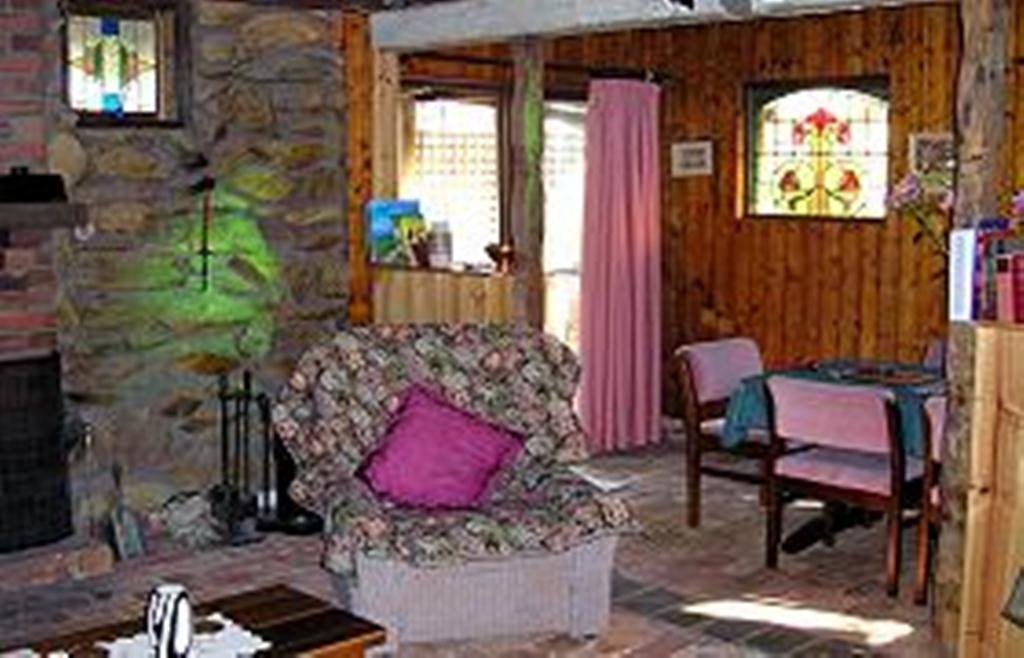 Moonbeam Cottages & Rainbow Cafe Moonambel 客房 照片
