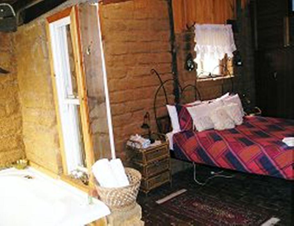 Moonbeam Cottages & Rainbow Cafe Moonambel 客房 照片